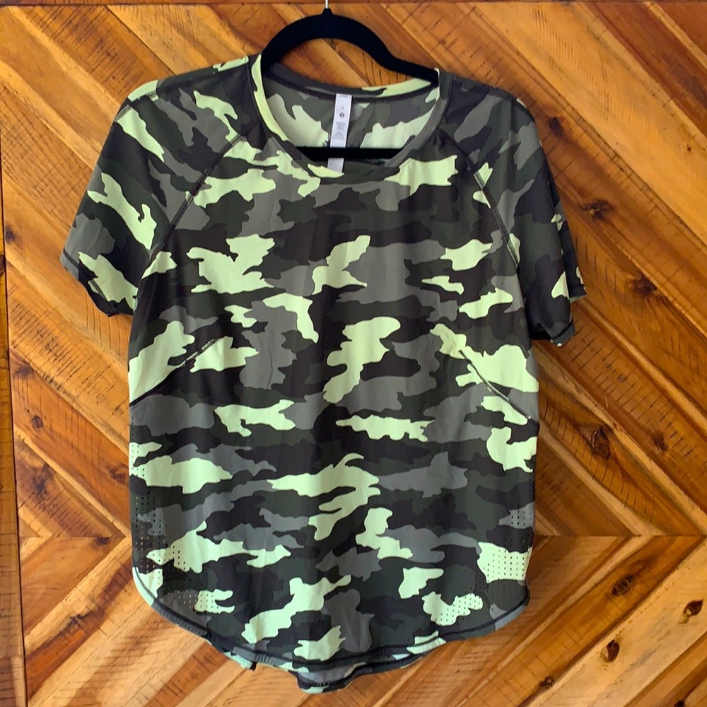 Lululemon UVP Run Short Sleeve